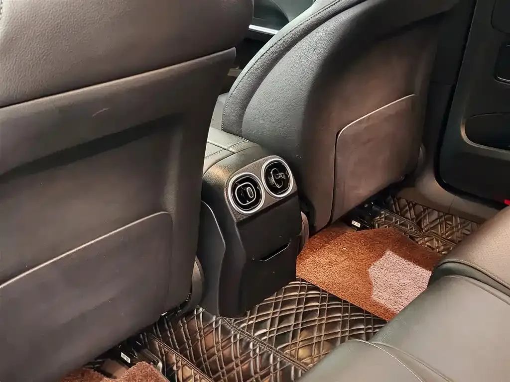 Mercedes-Benz C-Class 2022 из CN, фото 4