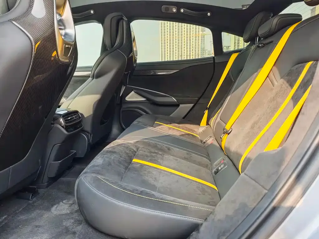 Xiaomi SU7 Ultra 2025 из CN, фото 5