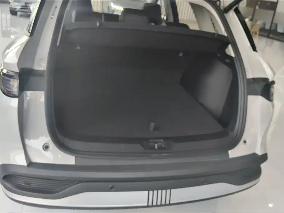 BYD Seal 05 DM-i — фото 3