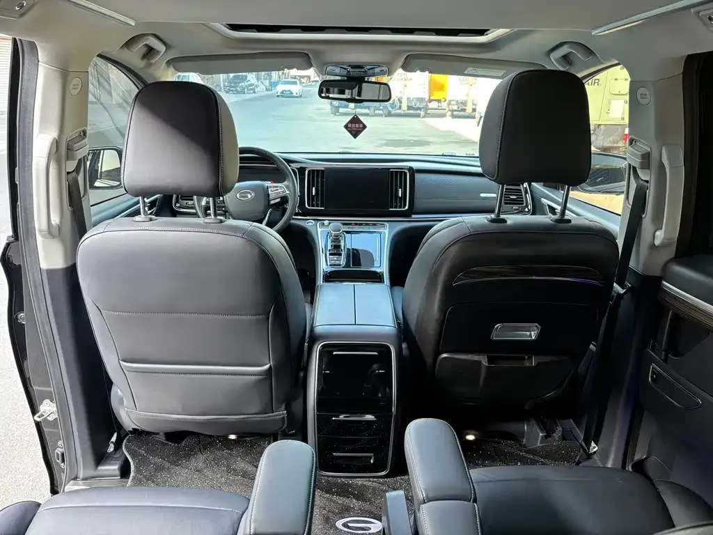 GAC Motor Trumpchi M8 — фото 2