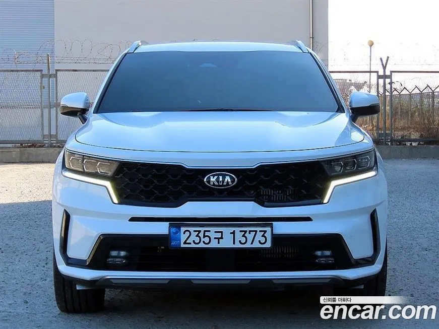 Kia Sorento — фото 1