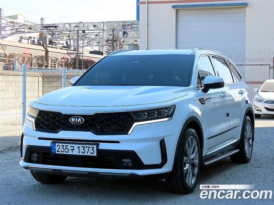 Kia Sorento — фото 6