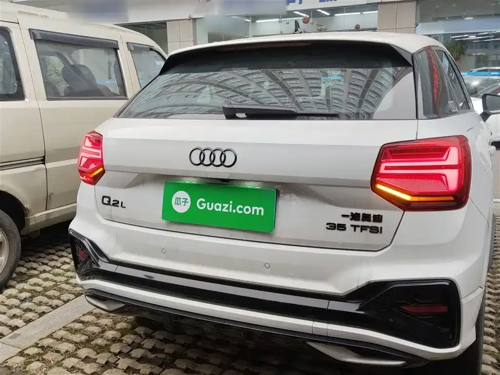 Audi Q2L 2024 из CN, фото 3