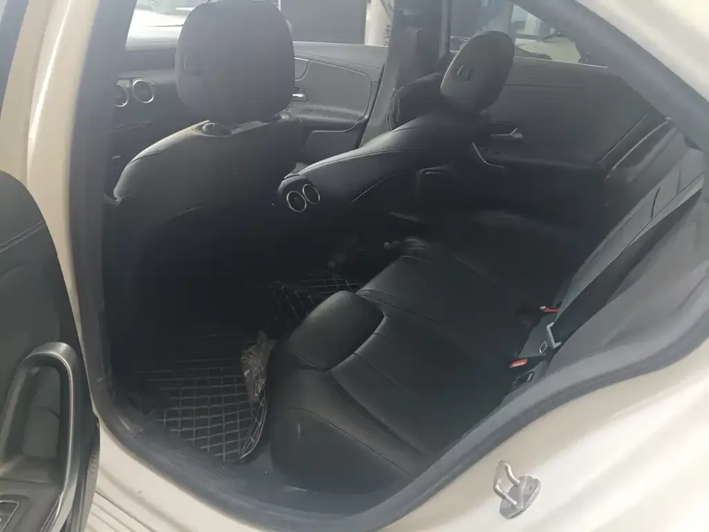Mercedes-Benz A-Class 2021 из CN, фото 2
