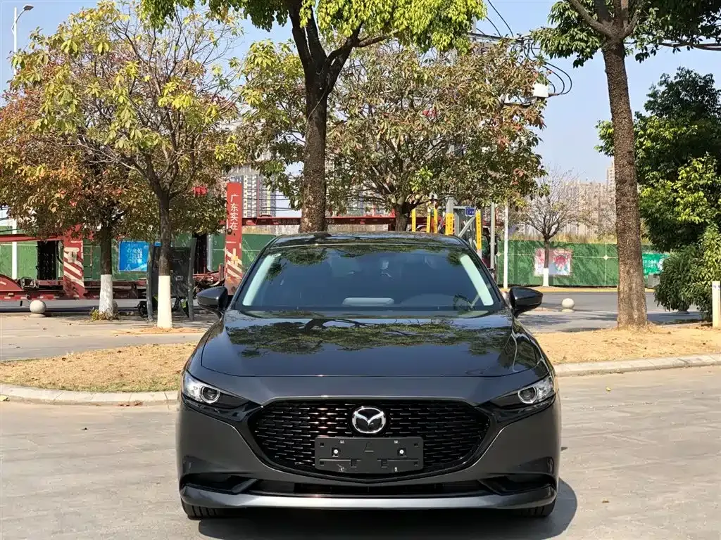Mazda 3 Axela — фото 5