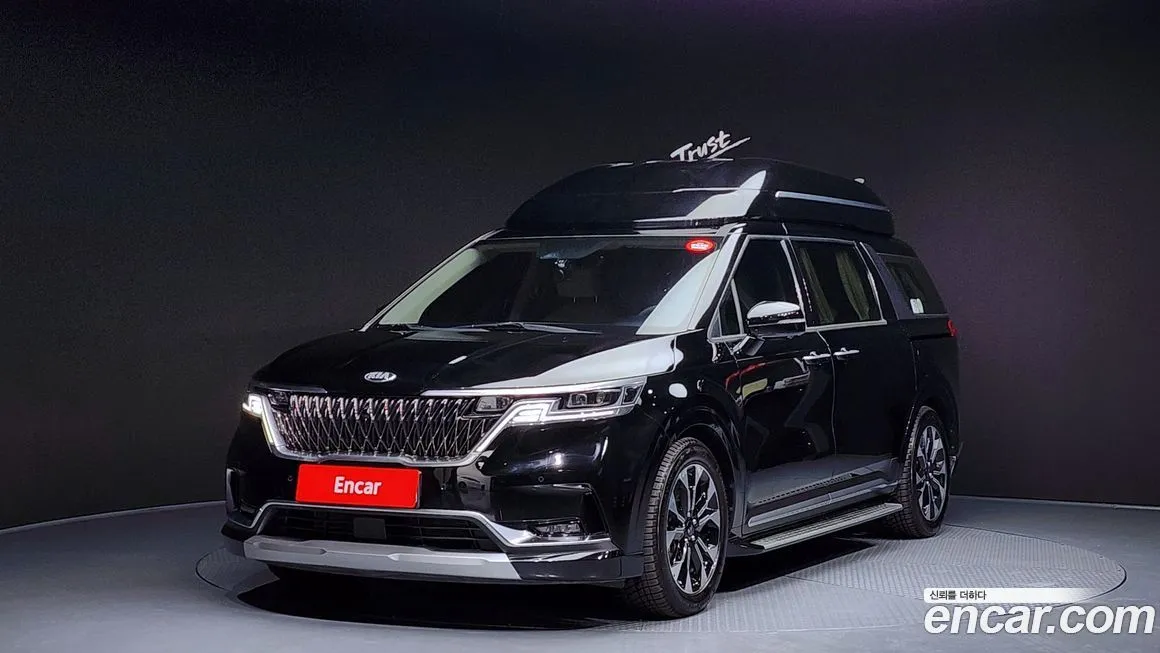 Kia Carnival — фото 1