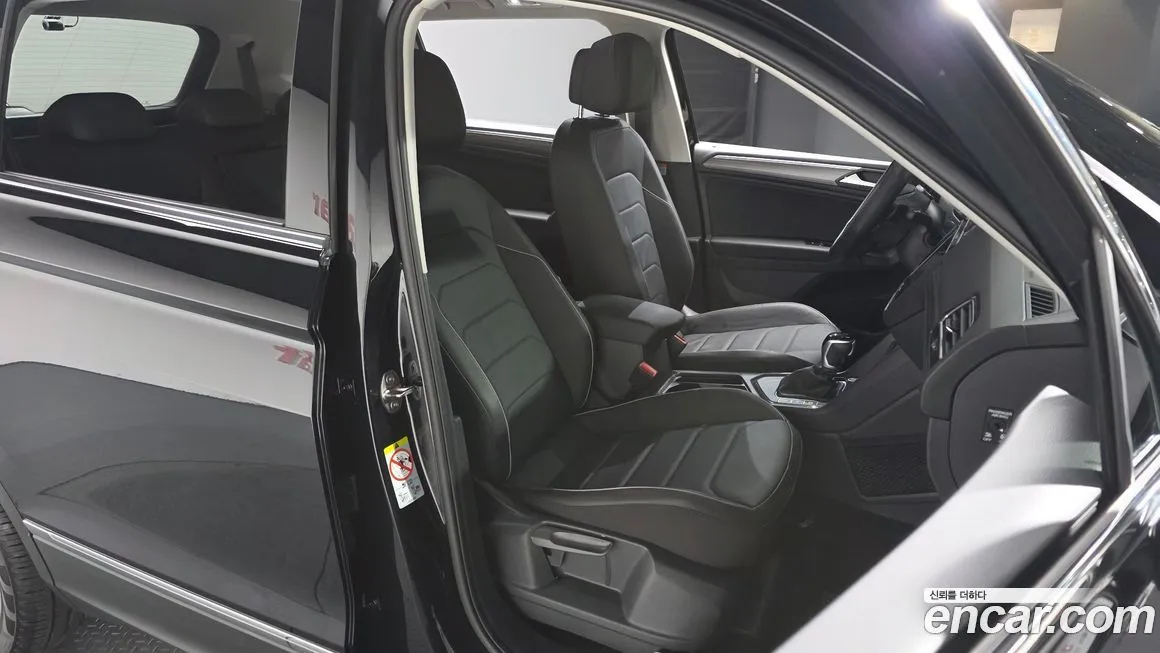 Volkswagen Tiguan — фото 7