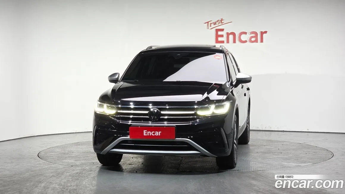 Volkswagen Tiguan — фото 2