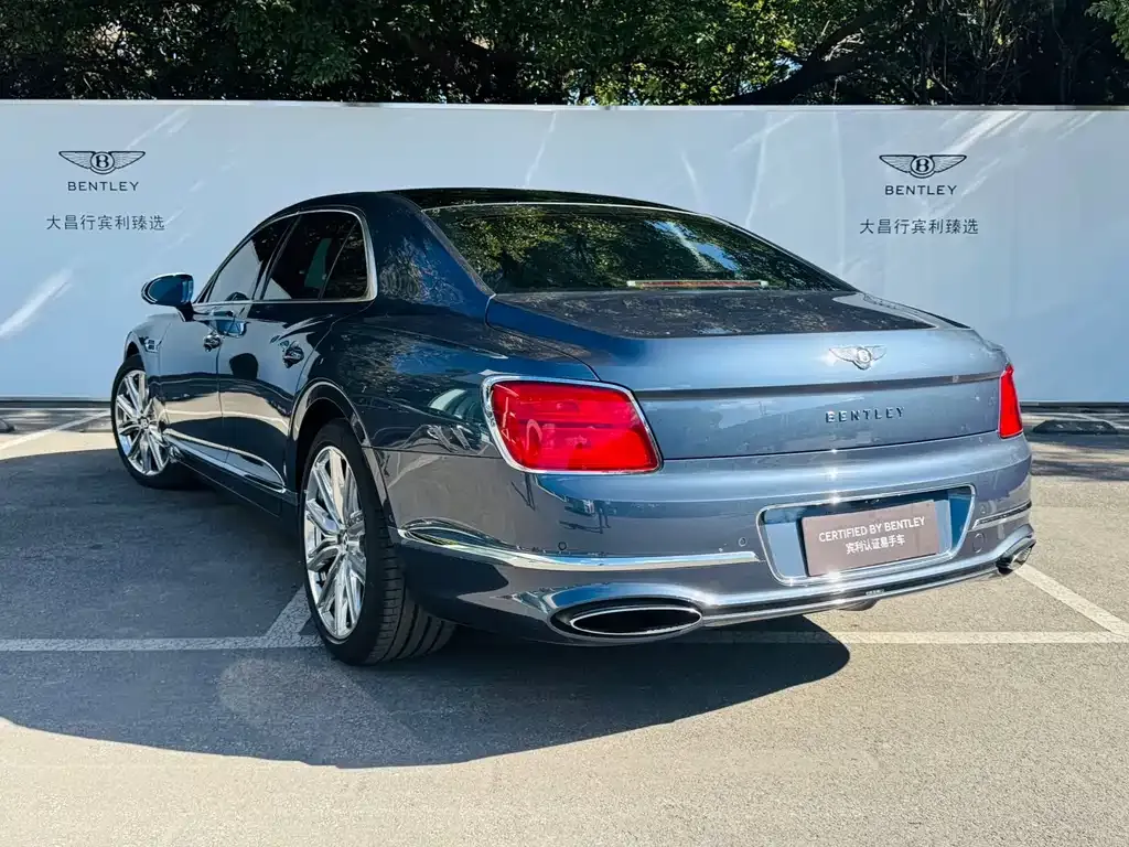 Bentley Flying Spur 2022 из CN, фото 6