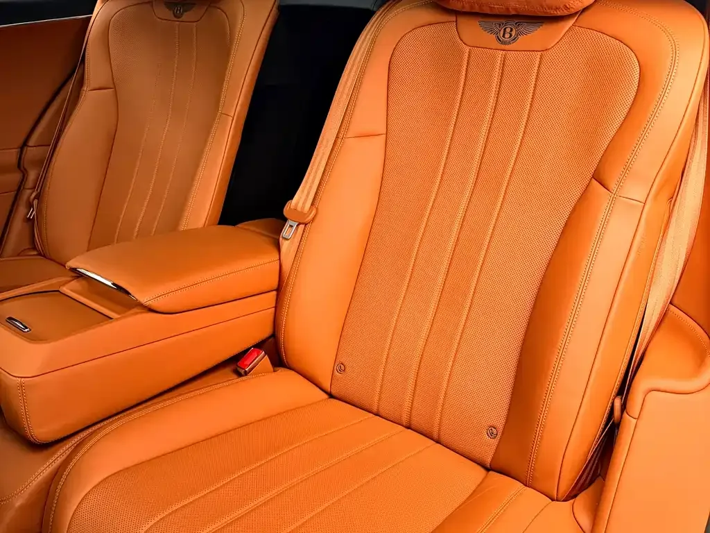 Bentley Flying Spur 2022 из CN, фото 8