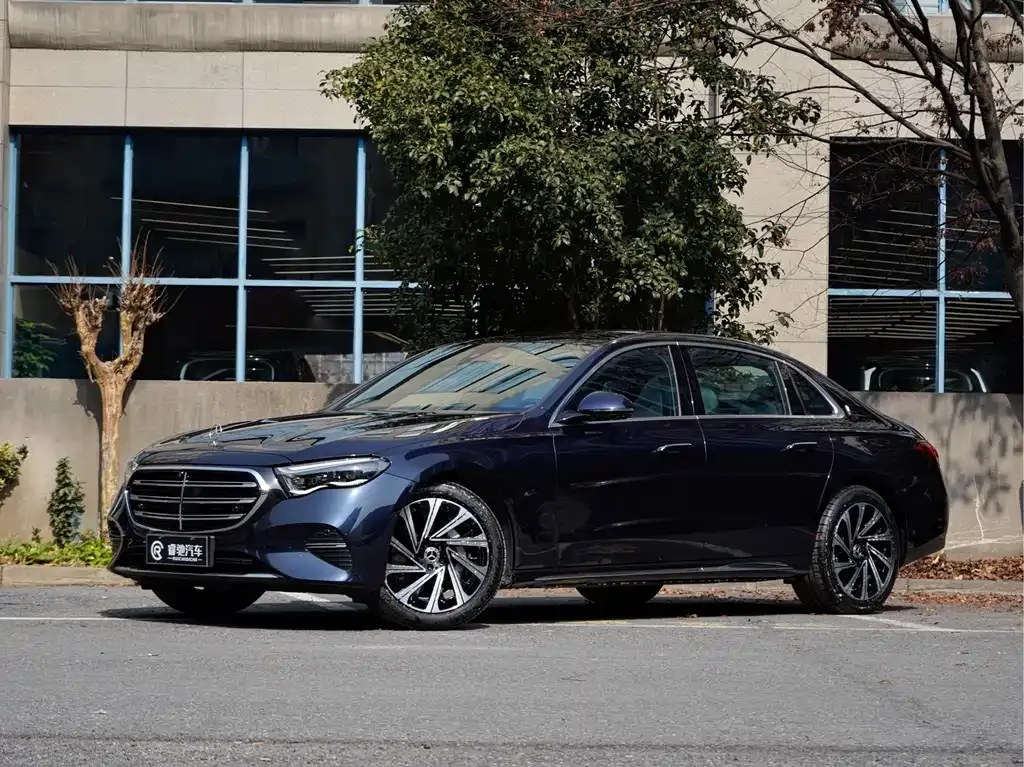 Mercedes-Benz E-Class 2023 из CN, фото 10