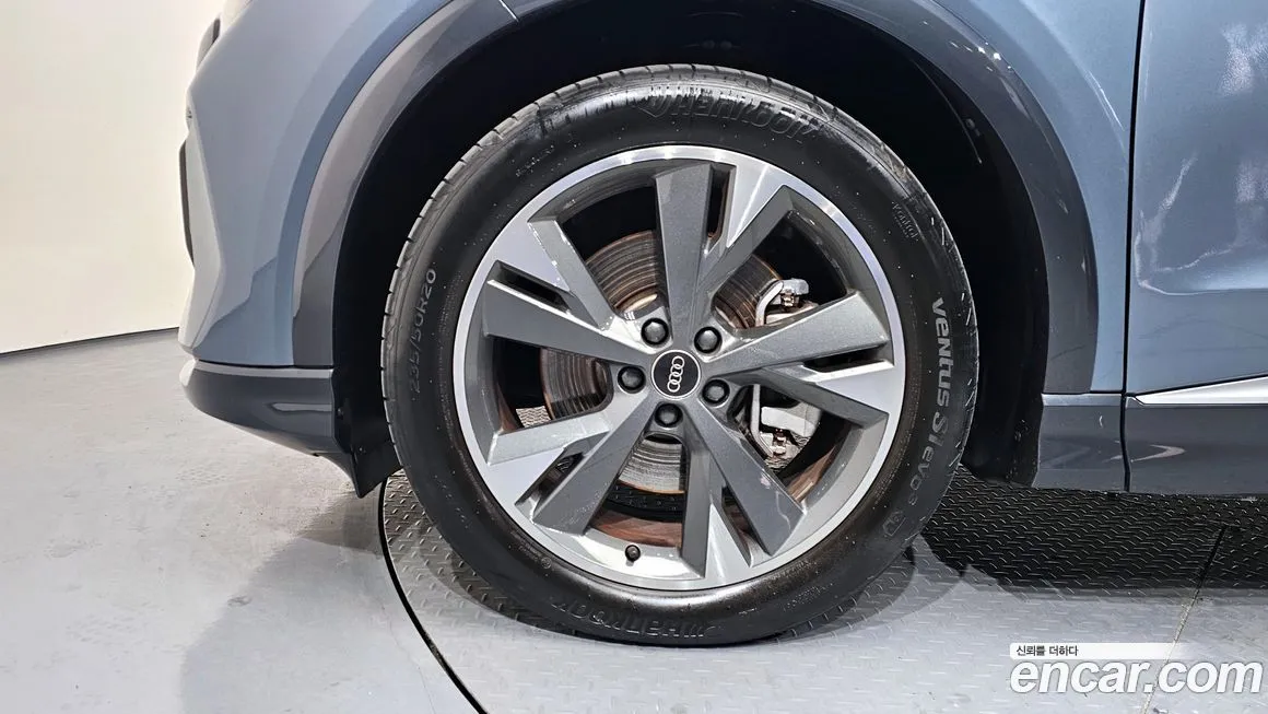 Audi Q4 e-tron 2023 из KR, фото 8