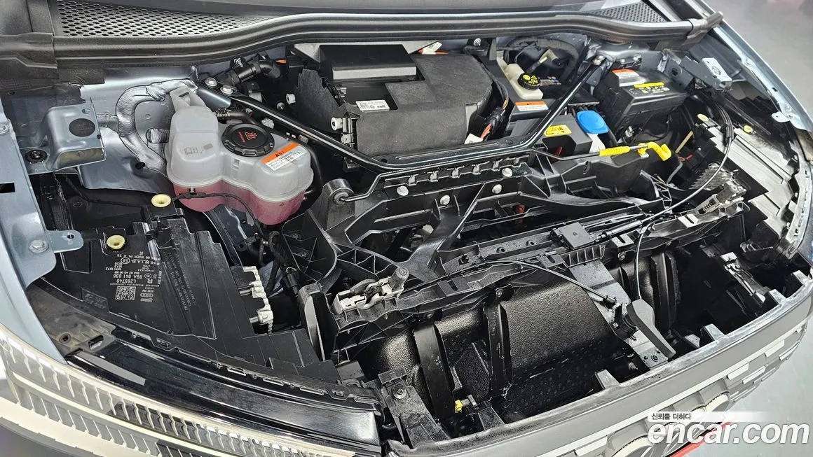 Audi Q4 e-tron 2023 из KR, фото 10