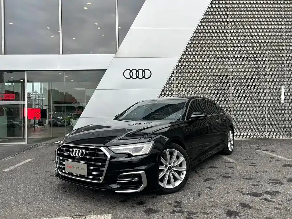 Audi A6L — фото 1