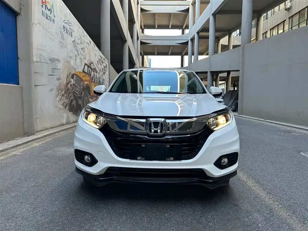 Honda Vezel — фото 9