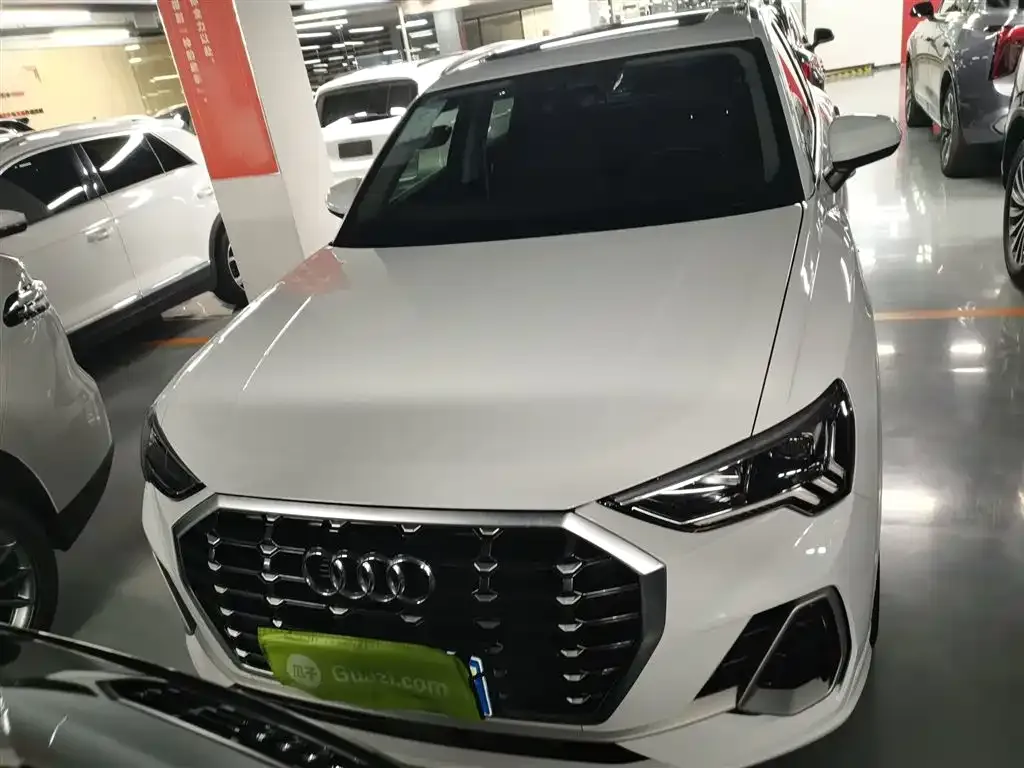 Audi Q3 2023 из CN, фото 8