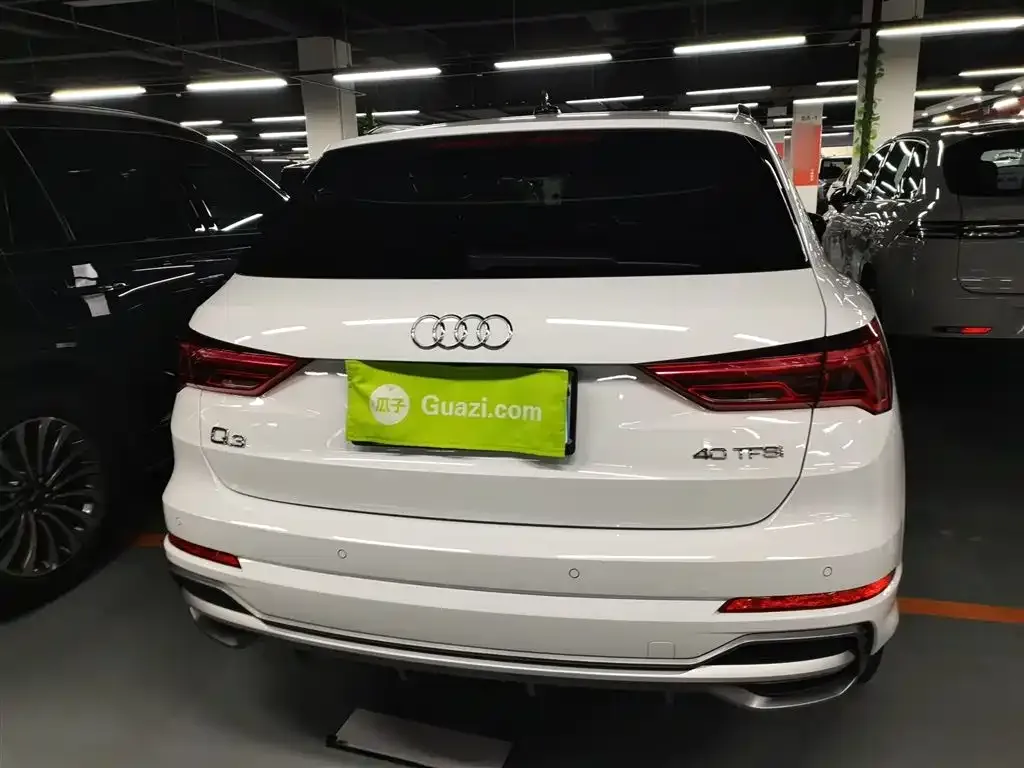 Audi Q3 2023 из CN, фото 5