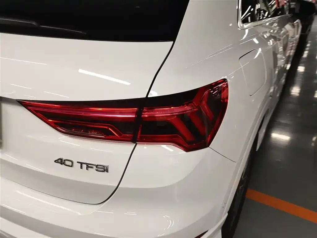 Audi Q3 2023 из CN, фото 4