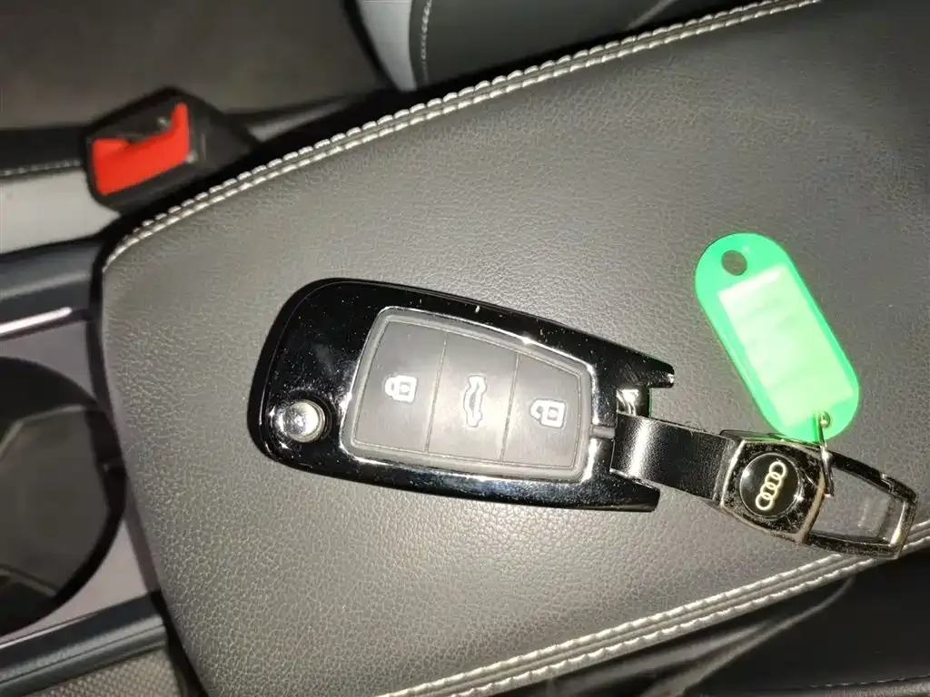 Audi Q3 2023 из CN, фото 10