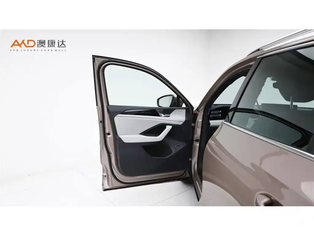 Volkswagen Tiguan L 2025 из CN, фото 2