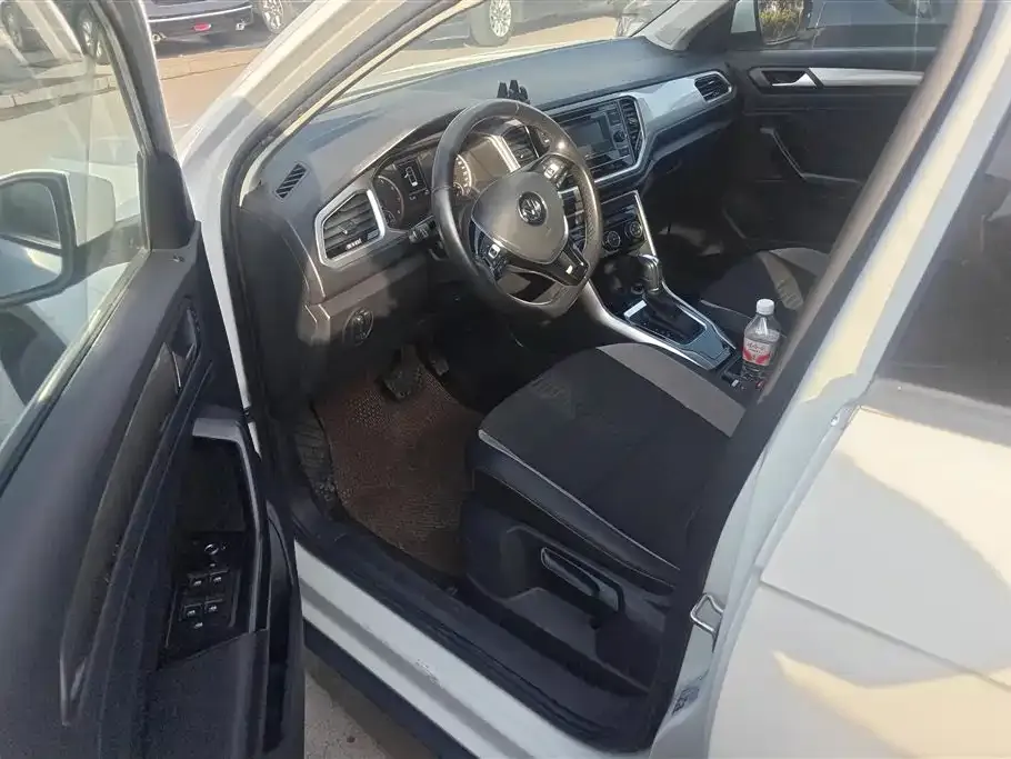 Volkswagen T-Roc 2021 из CN, фото 10