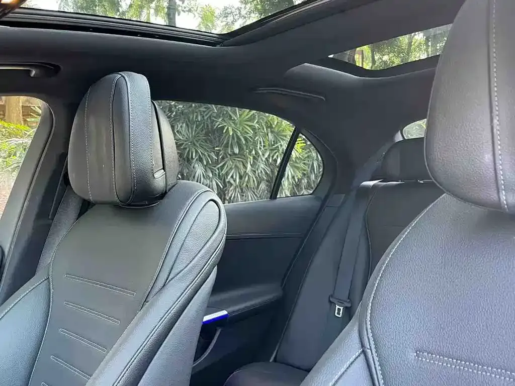 Mercedes-Benz C-Class 2024 из CN, фото 8