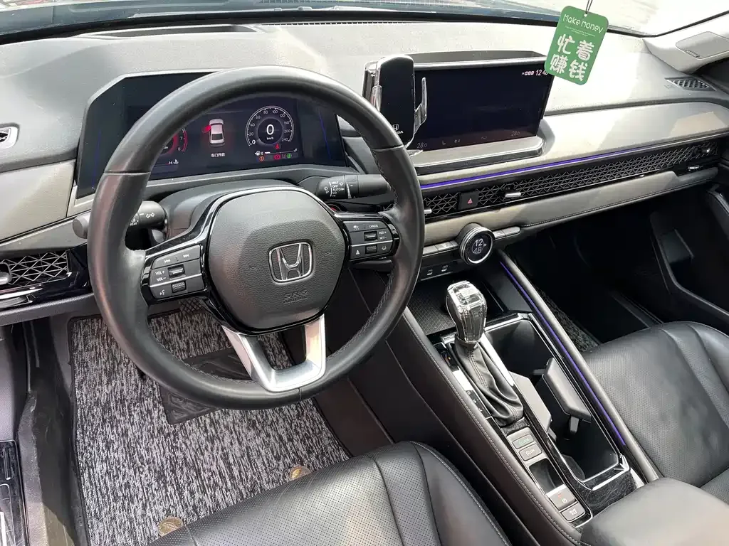 Honda Accord — фото 9