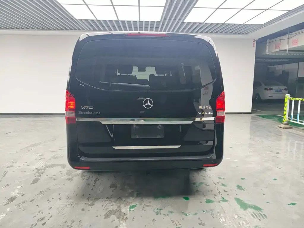 Mercedes-Benz Vito — фото 2