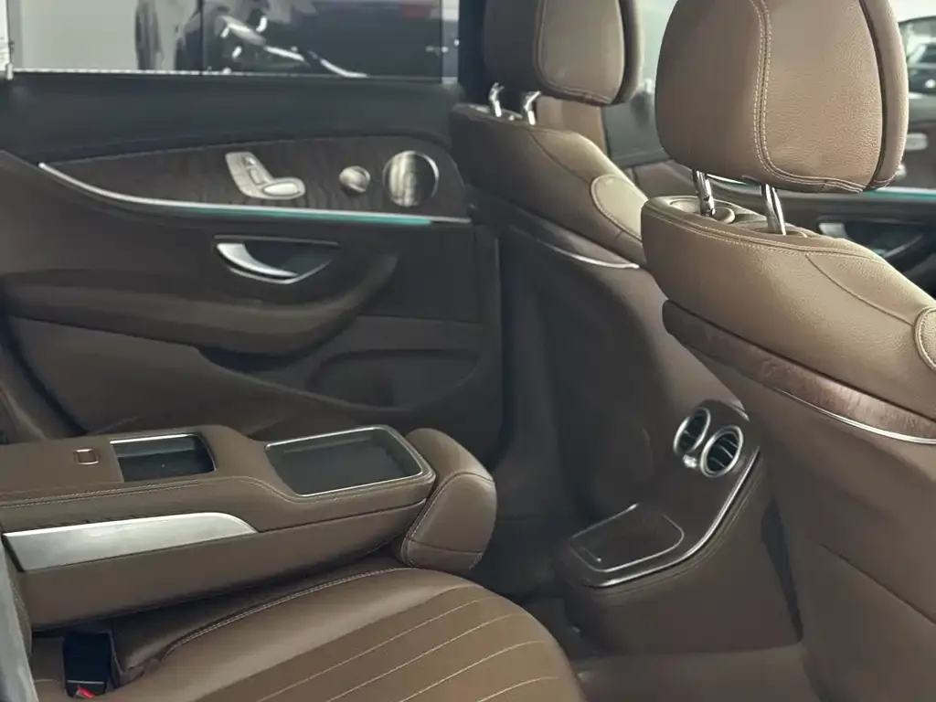 Mercedes-Benz E-Class 2022 из CN, фото 6