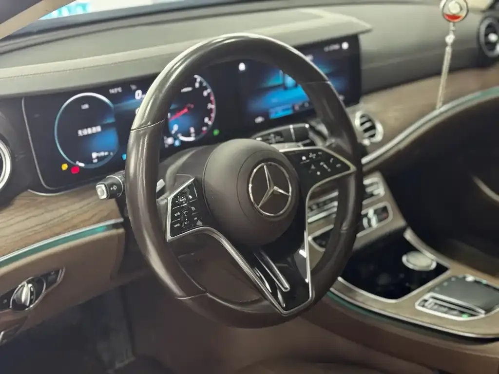 Mercedes-Benz E-Class 2022 из CN, фото 7