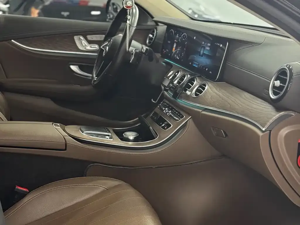 Mercedes-Benz E-Class 2022 из CN, фото 9