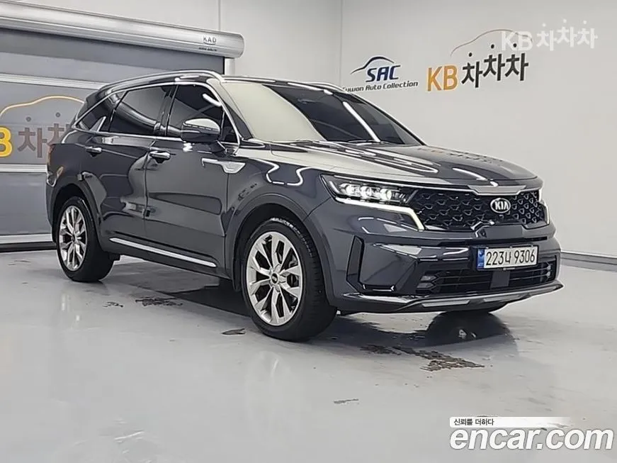 Kia Sorento — фото 10