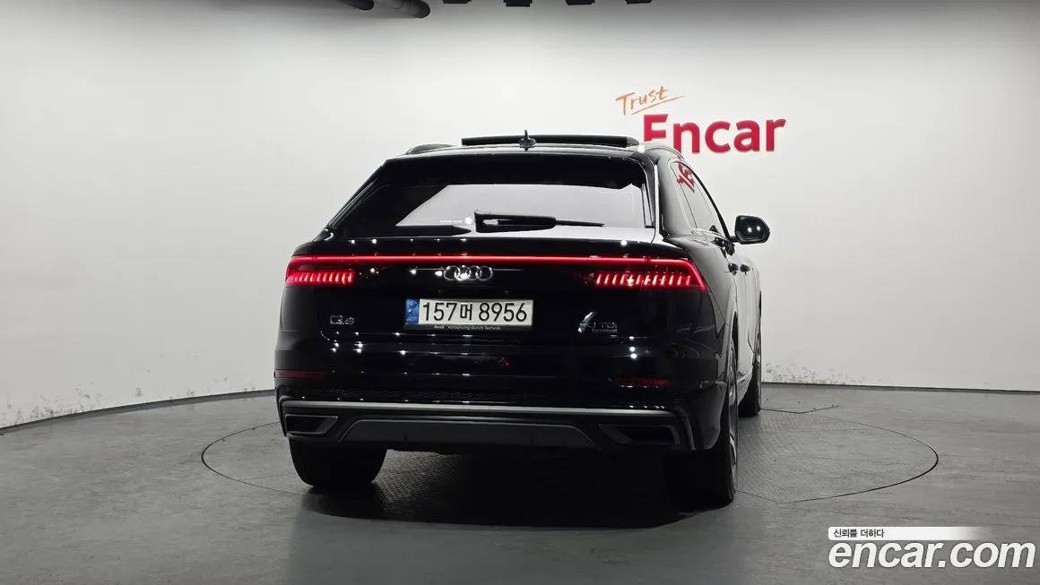 Audi Q8 2021 из KR, фото 2