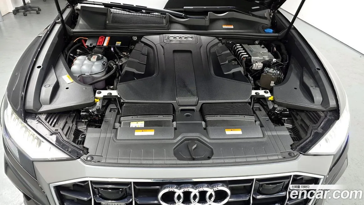 Audi Q8 2021 из KR, фото 10