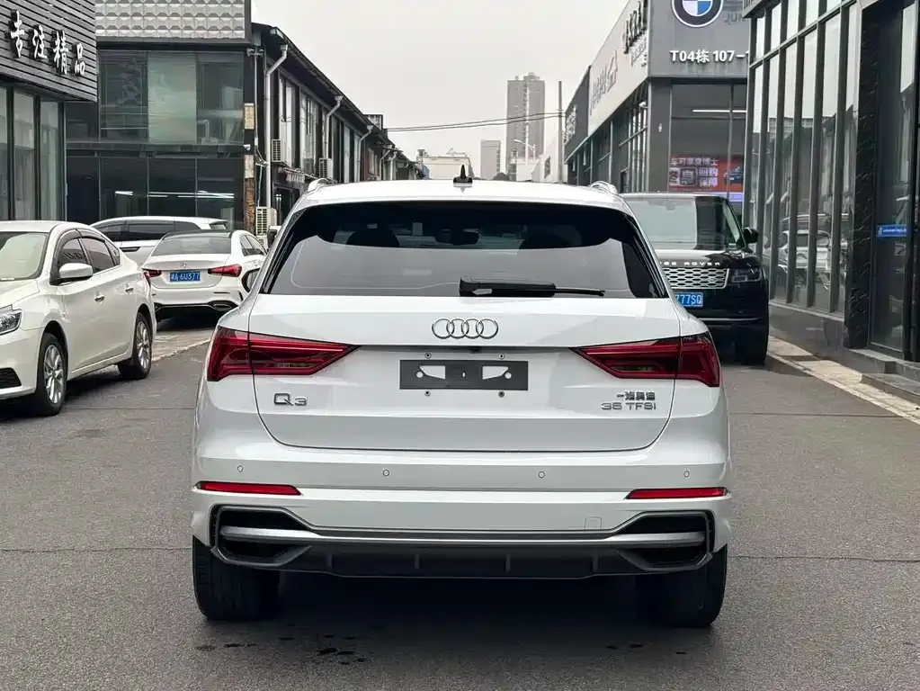 Audi Q3 2023 из CN, фото 7
