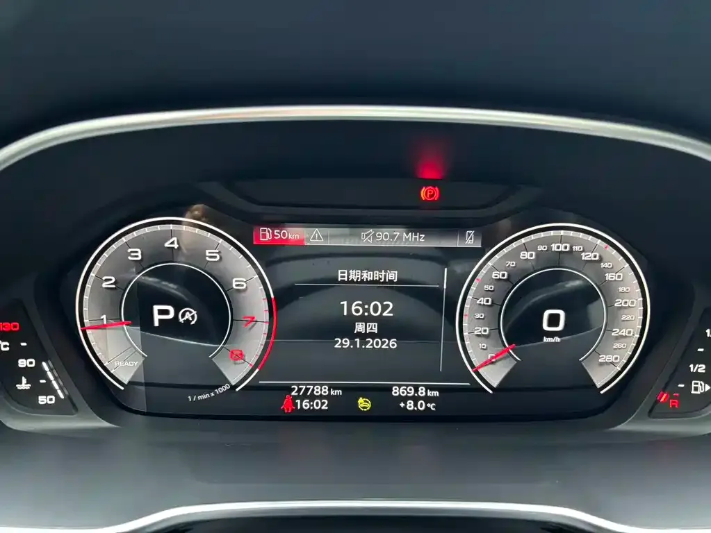 Audi Q3 2023 из CN, фото 2