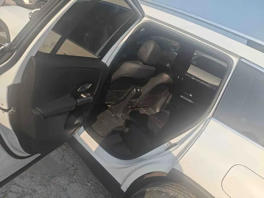 Mercedes-Benz EQB 2023 из CN, фото 2