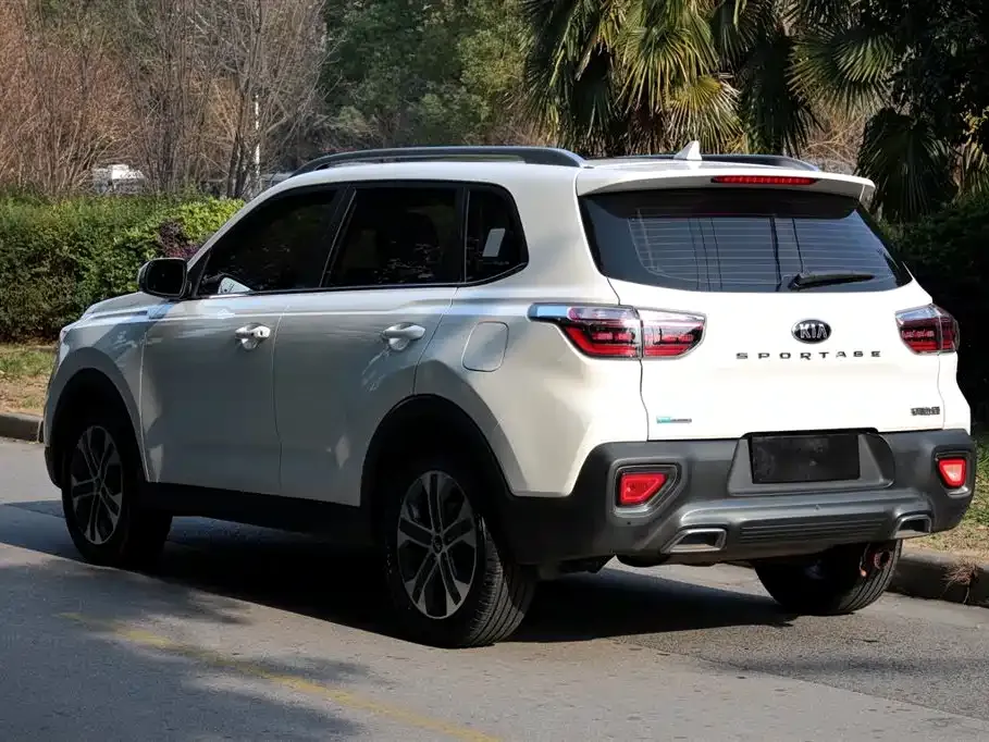 Kia Sportage — фото 3