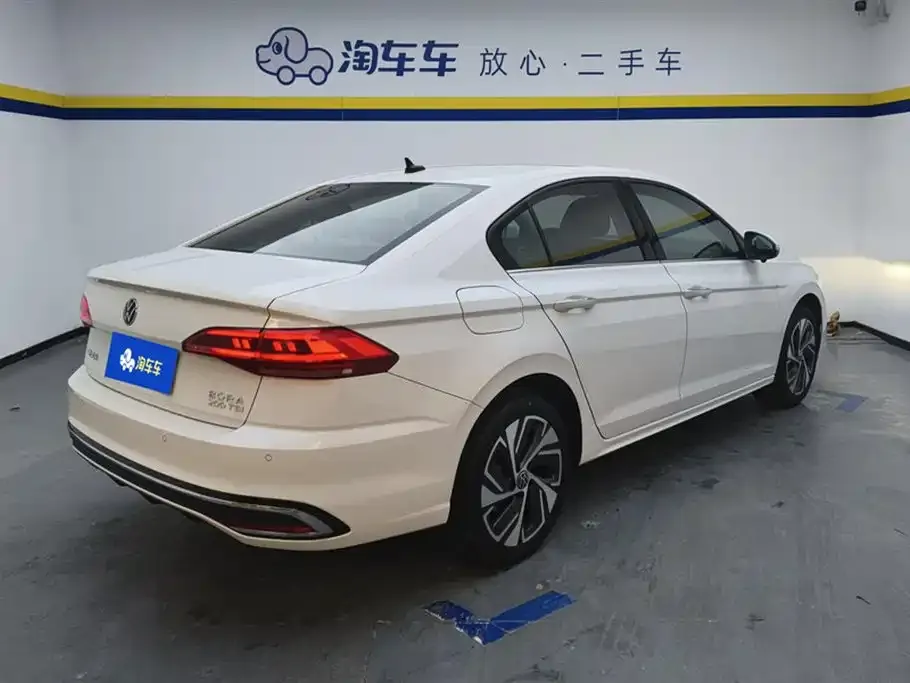 Volkswagen Bora 2023 из CN, фото 4