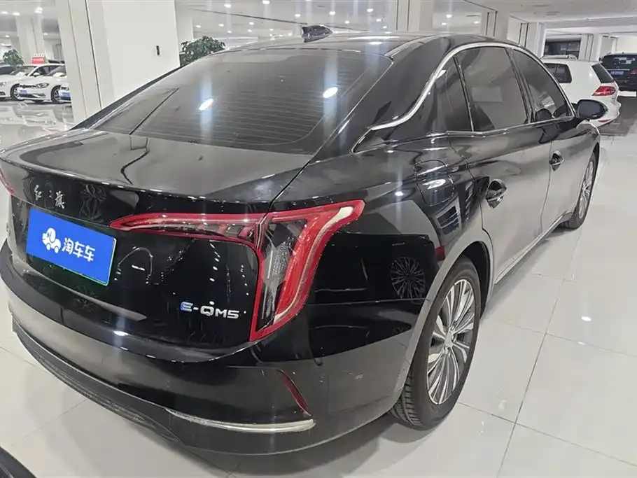 Hongqi E-QM5 — фото 7