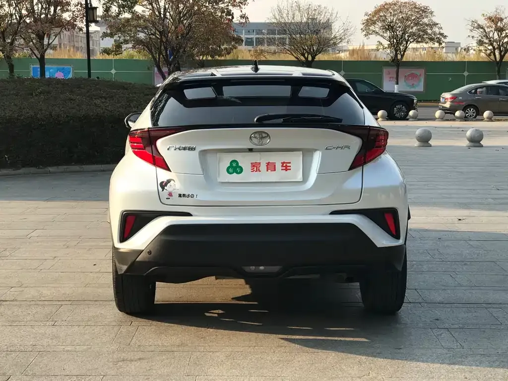 Toyota C-HR 2022 из CN, фото 2