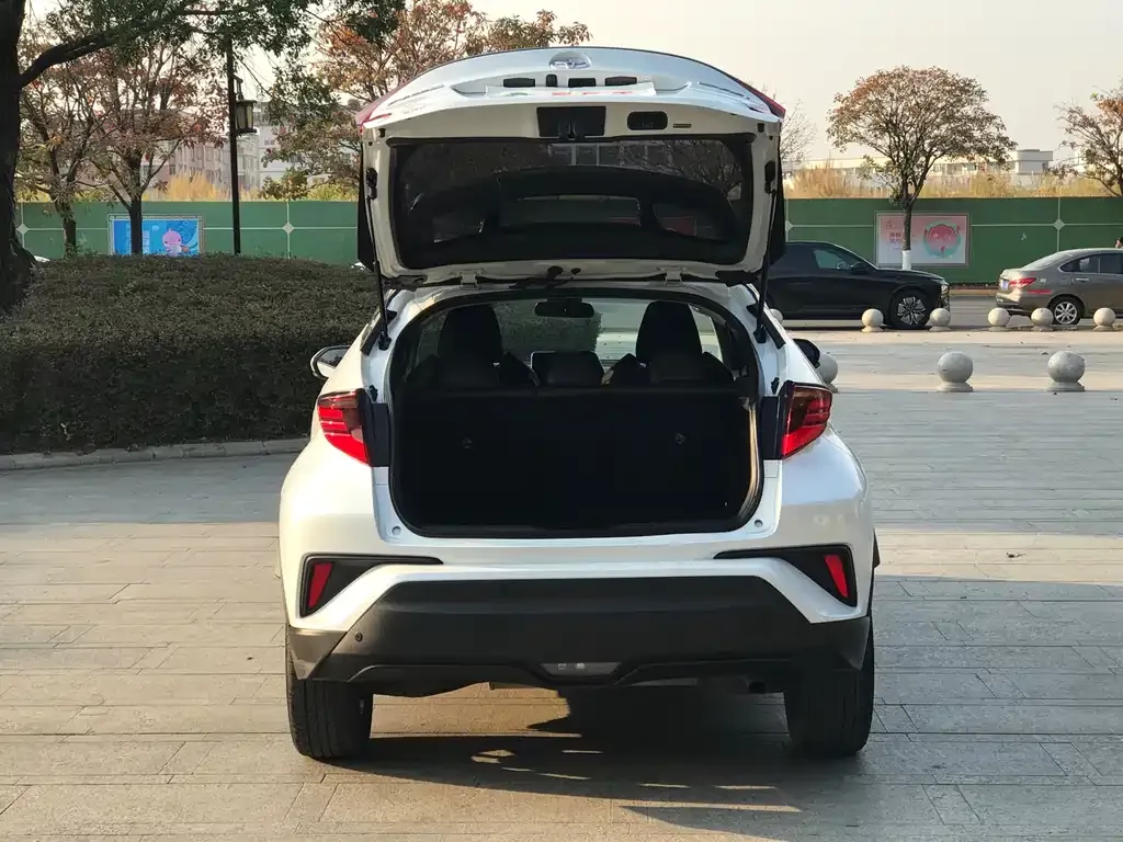 Toyota C-HR 2022 из CN, фото 6