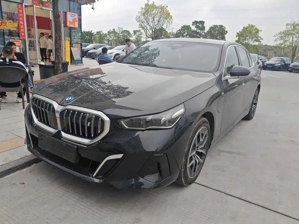 BMW i5 2025 из CN, фото 1