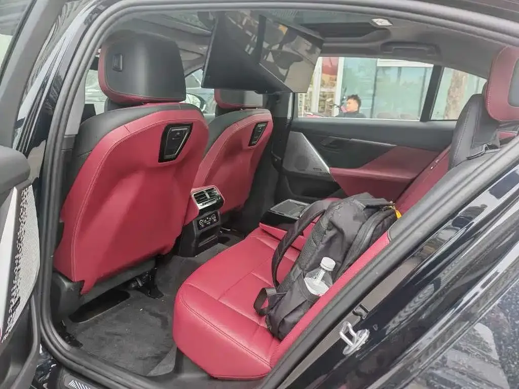 BMW i5 2025 из CN, фото 6