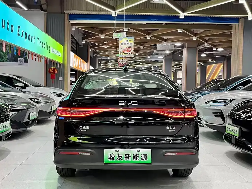 BYD Seal 05 DM-i — фото 3