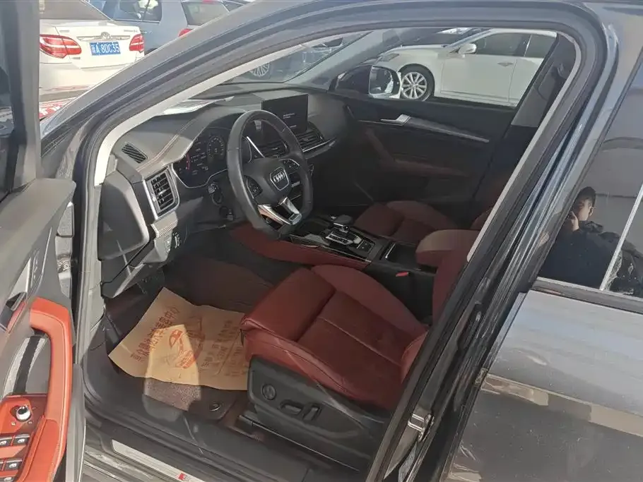 Audi Q5L 2021 из CN, фото 5