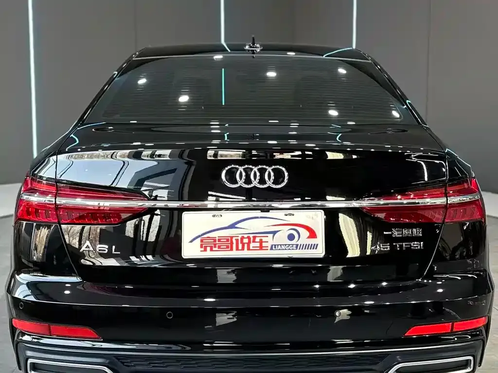 Audi A6L — фото 6
