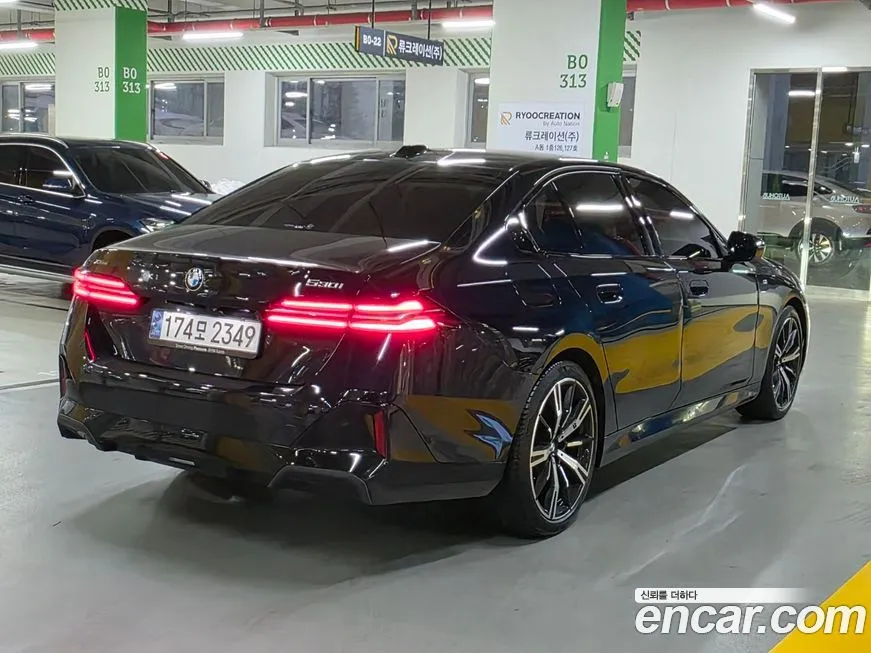 BMW 5-Series 2024 из KR, фото 7