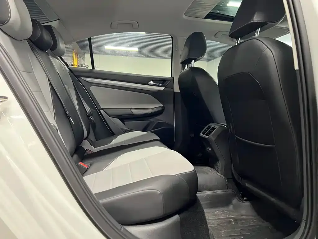 Volkswagen Bora 2025 из CN, фото 5