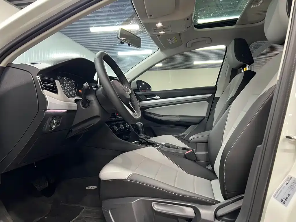 Volkswagen Bora 2025 из CN, фото 2